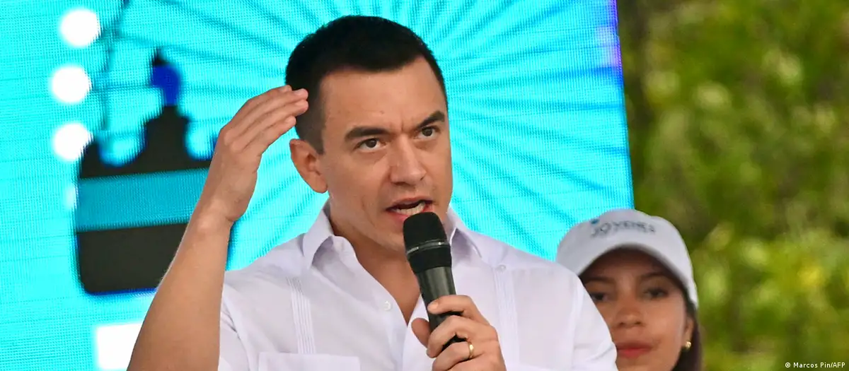 Noboa admite «remezón» por derrota en referéndum ecuatoriano