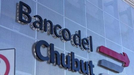 Banco del Chubut cierra sucursales del sur por fuertes vientos