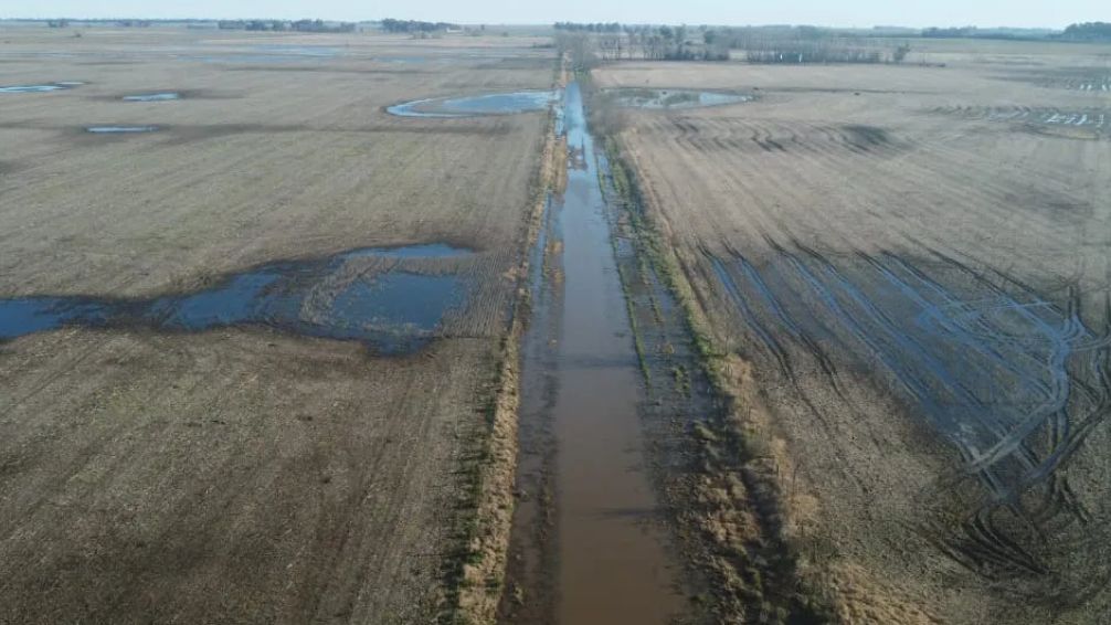 Inundaciones: alertan por 6 millones de hectáreas inutilizadas en Buenos Aires