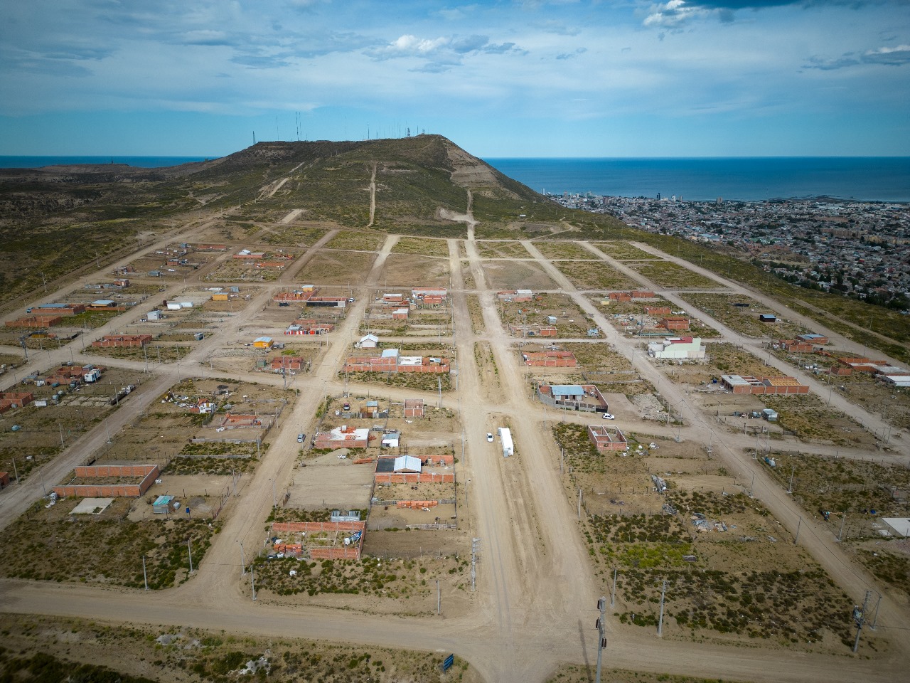 Comodoro culminó los trabajos viales de las etapas 1 y 2 del loteo Radio Estación