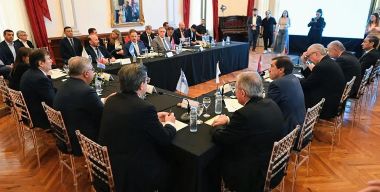 Zamora encabezó la vigésimo segunda plenaria del Norte Grande con un mensaje de unidad hacia el Gobierno nacional