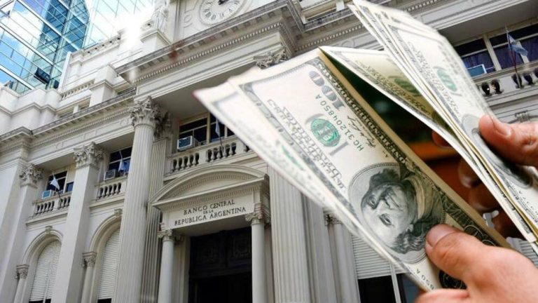 BCRA afronta un fuerte vencimiento y pone presión sobre las reservas