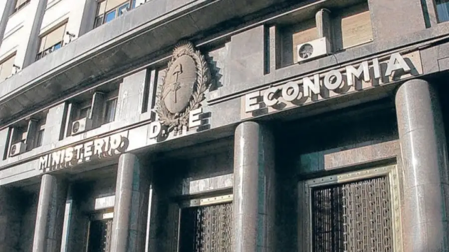 El Tesoro enfrenta su nivel de depósitos más bajo desde abril