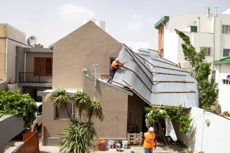 Alerta roja en Comodoro: Macharashvili encabezó el COE y más de 100 intervenciones municipales