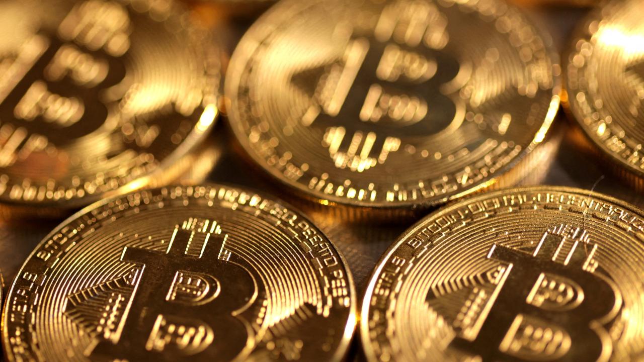 Bitcoin retrocede y vuelve a acercarse al piso de los u$s100.000