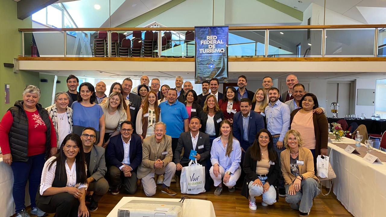 Turismo binacional: Esquel presentó su oferta en el 29º Encuentro de Municipios Turísticos