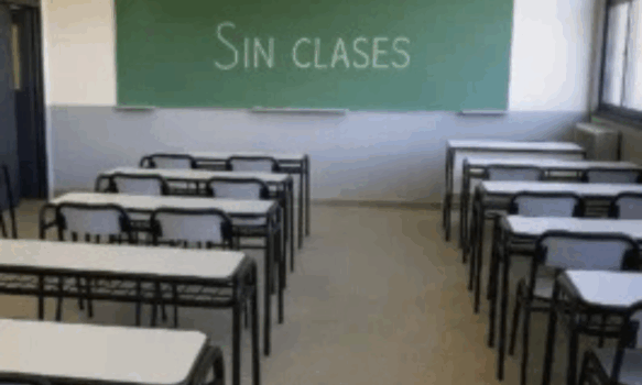 Suspenden clases de tarde y noche en regiones 2 y 4