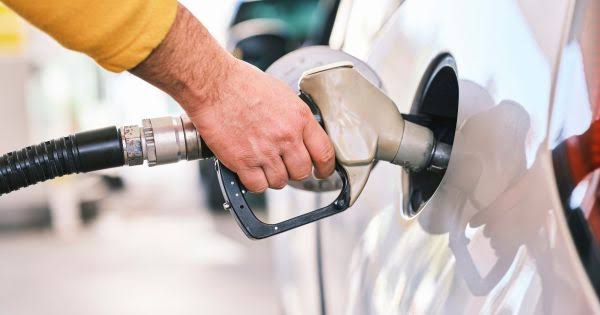 Combustibles en Chubut: cuánto salen la nafta y el gasoil este domingo