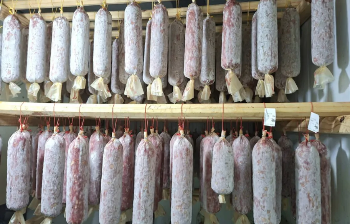 El salame de guanaco que despierta pasión y polémica en la Patagonia
