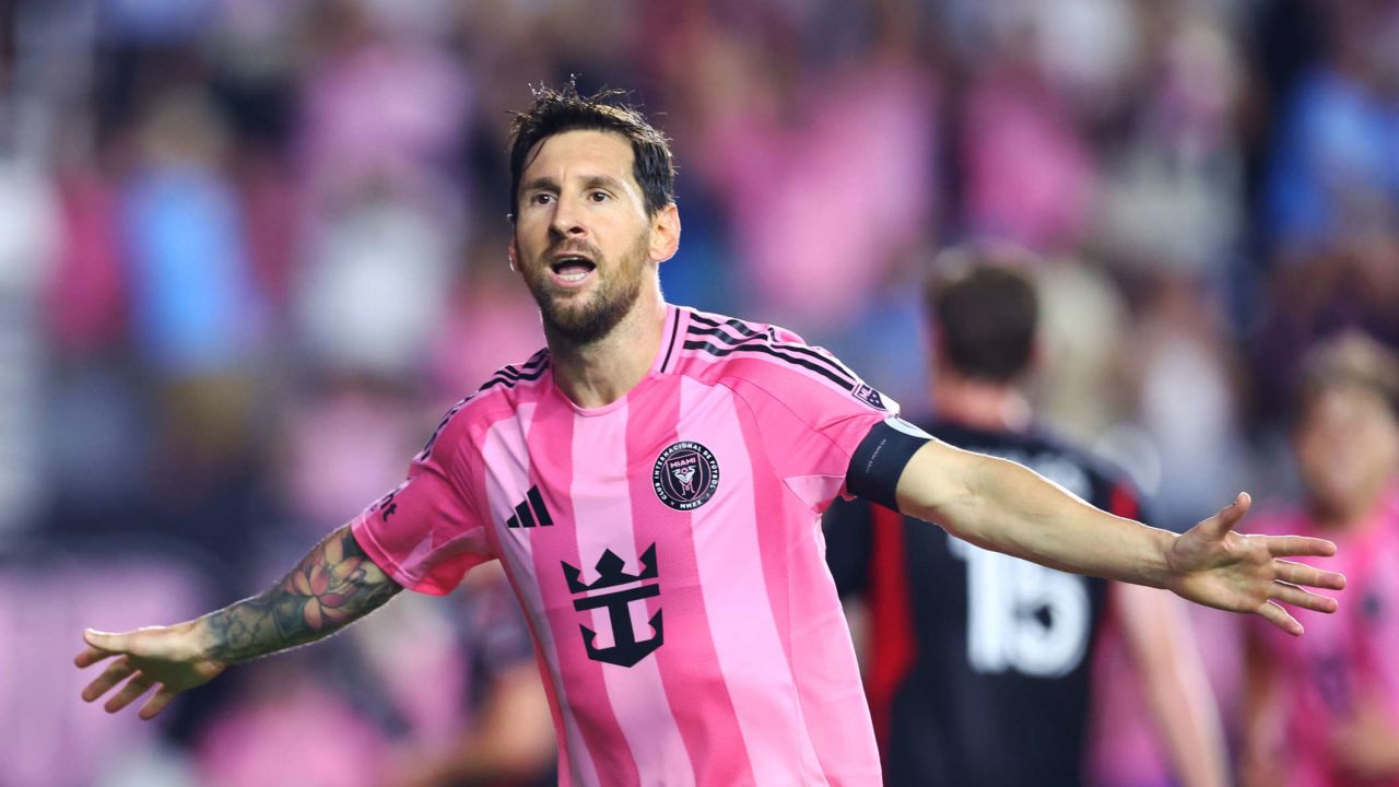 Messi brilló y el Inter Miami avanzó con un contundente triunfo