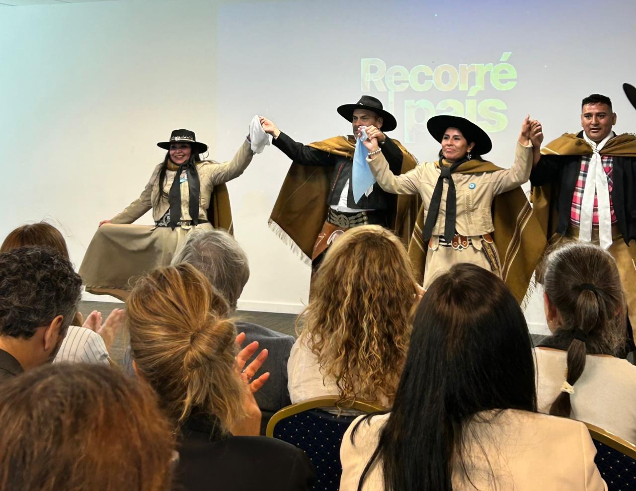 La Casa del Chubut se suma a La Noche de las Casas de Provincias con eje paleontológico