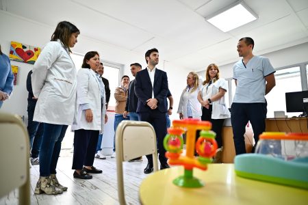 Nacho Torres inauguró nuevos servicios en el Hospital Regional para fortalecer la atención pública
