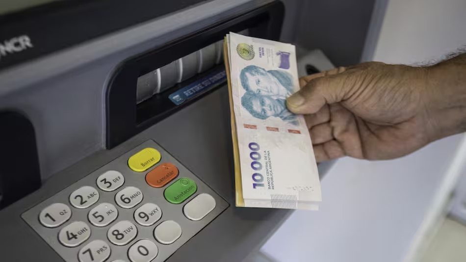 Bancos cerrados en fin de semana largo: alternativas para retirar efectivo