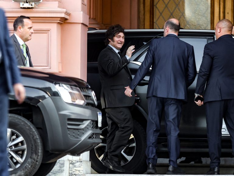 Gabinete: Milei pidió “cuidar el triunfo” y Adorni anunció una flexibilización de las vacaciones de los ministros