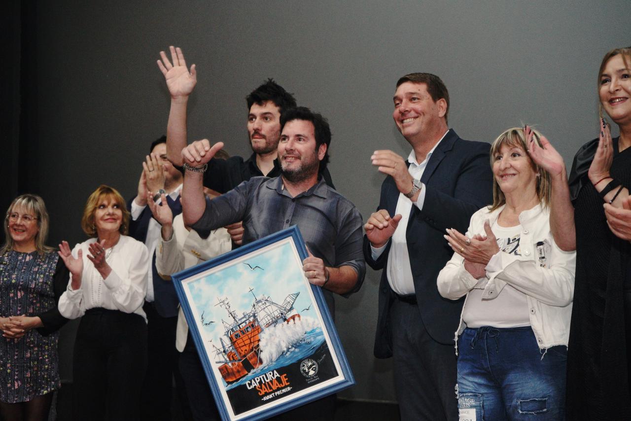 Rawson presentó el documental “Captura Salvaje” como homenaje a la labor pesquera local