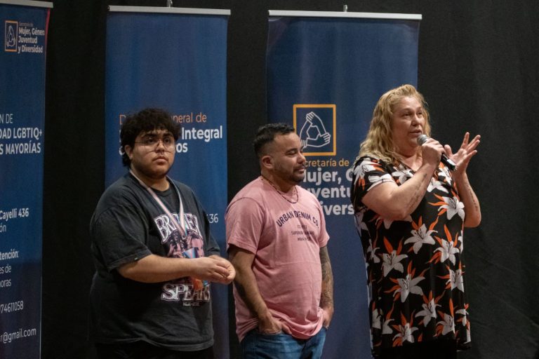 Comodoro Rivadavia proyectó el documental “Construyendo la Diversidad” como parte de la Semana del Orgullo