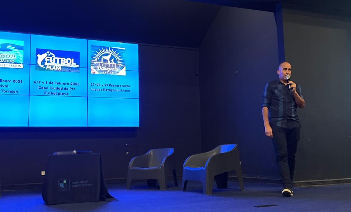 Puerto Madryn recibe el «Sello de Destino de Turismo Deportivo» en un congreso latinoamericano