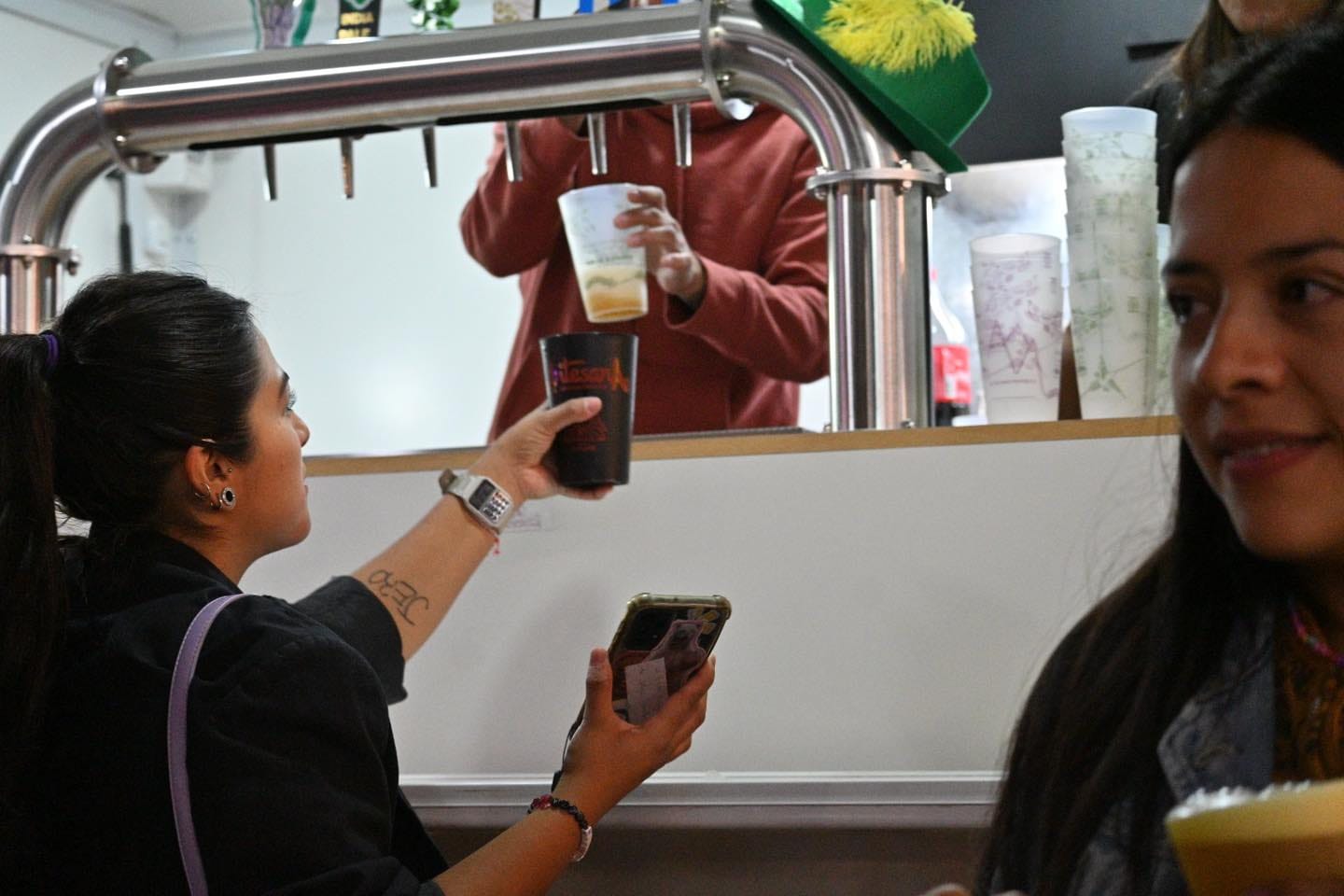 Puerto Madryn: Convoca a food trucks para el Paseo Gastronómico del Mar, en el marco de la Fiesta Nacional del Buceo.