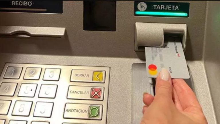 Confirmaron la fecha de pago de sueldos para empleados públicos y jubilados en Chubut