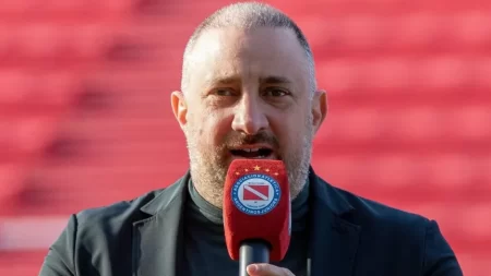 Cuando D’Onofrio quiso comprar 15 jugadores de Argentinos