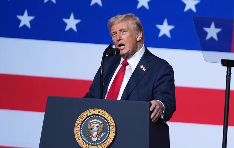 El presidente de EE.UU., Donald Trump redobla la presión contra Maduro y anunció el «cierre total» del espacio aéreo de Venezuela