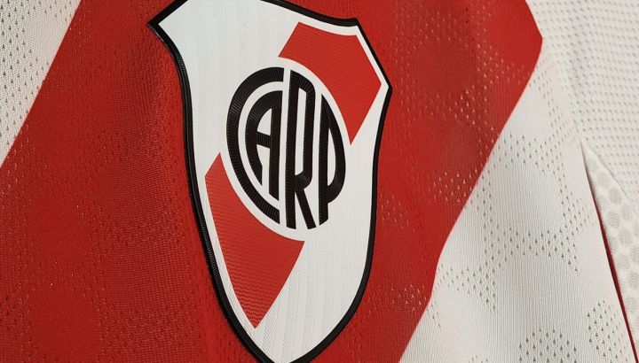El River elige hoy a su nuevo presidente con Boleta Electrónica y cinco listas en competencia