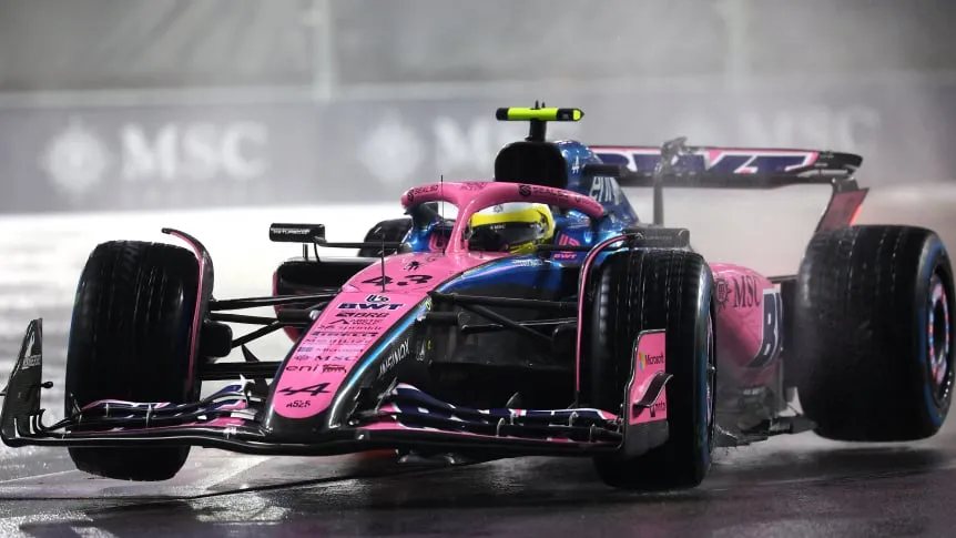 Alpine multado con €5.000 por error con auto de Colapinto