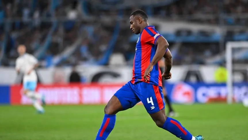 San Lorenzo pagó a Romaña y evitó que se fuera libre