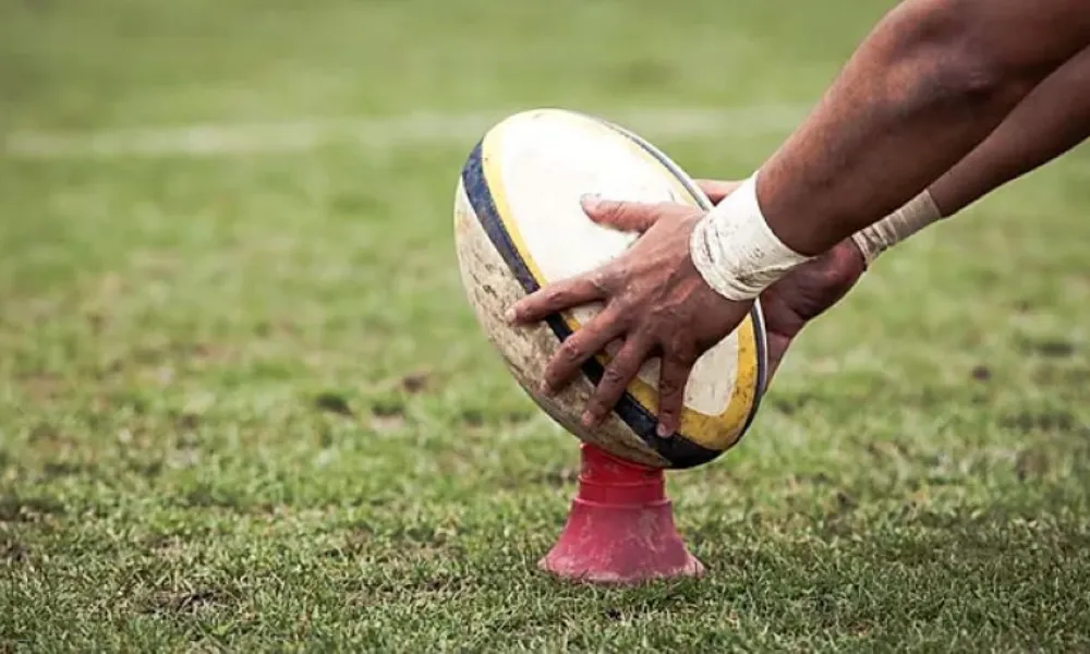 Unos jugadores de rugby pidieron disculpas por golpear a adolescente en Madryn