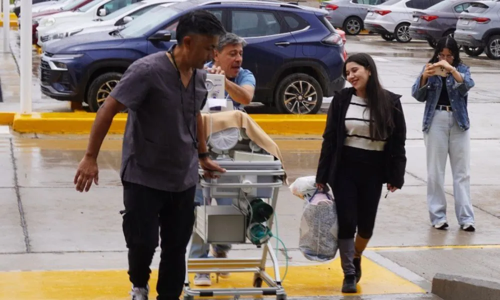 Cinco recién nacidos y una embarazada fueron trasladados al nuevo Hospital de Trelew