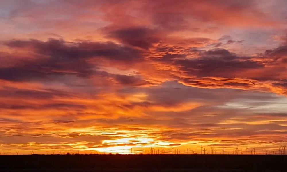 Domingo estable en Chubut: cielo nublado y leves lluvias en la cordillera