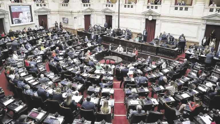 Gobernadores amplían su bloque en Diputados para negociar