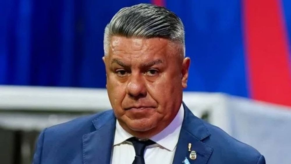 Denuncia: apuntan a supuestos testaferros de Tapia por una quinta de lujo