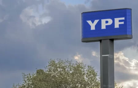 YPF se desprendió de su parte en Profertil y la empresa quedó en manos de Adecoagro