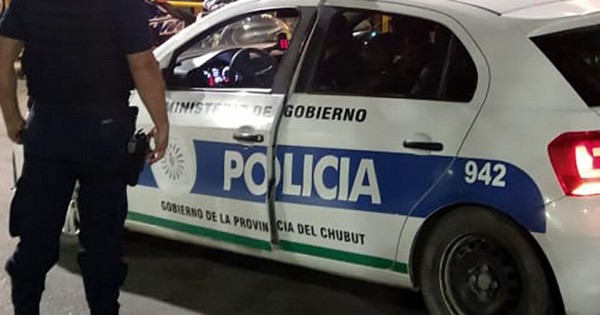 Roban mochila y hieren con cuchillo a un hombre en pleno centro de Comodoro
