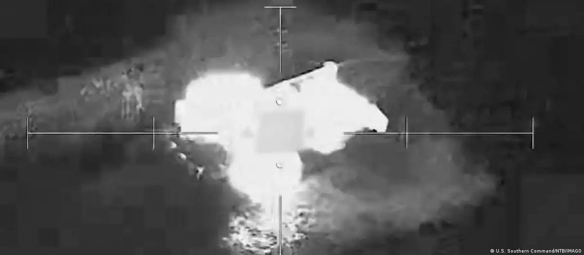 EE.UU. ataca lancha en el Pacífico y suma más de 100 muertos