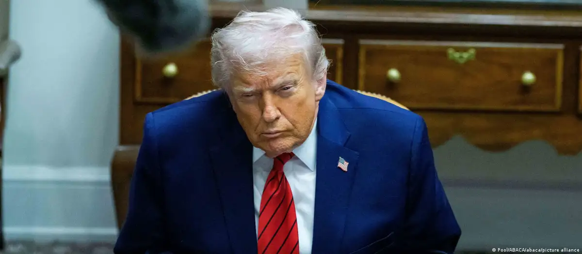 Donald Trump firma un decreto para centralizar la regulación de inteligencia artificial en EE.UU.