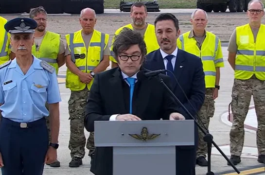 Acto oficial en Río Cuarto: Milei presentó los F-16 como “un símbolo de la Argentina que estamos construyendo”