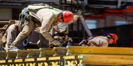 La CGT retrasa las definiciones debido a la reforma laboral y se enfoca en una estrategia para promover el empleo joven