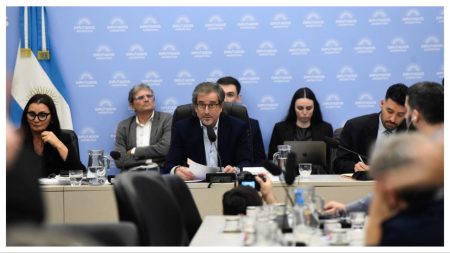 Milei acelera el Presupuesto 2026 mientras la reforma laboral sigue trabada