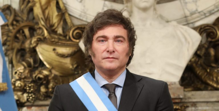 El Gobierno renueva la cúpula de las Fuerzas Armadas con nuevos nombramientos