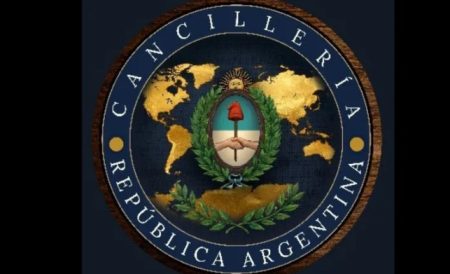 El Gobierno actualizó la identidad visual de los ministerios en el marco del segundo aniversario de gestión