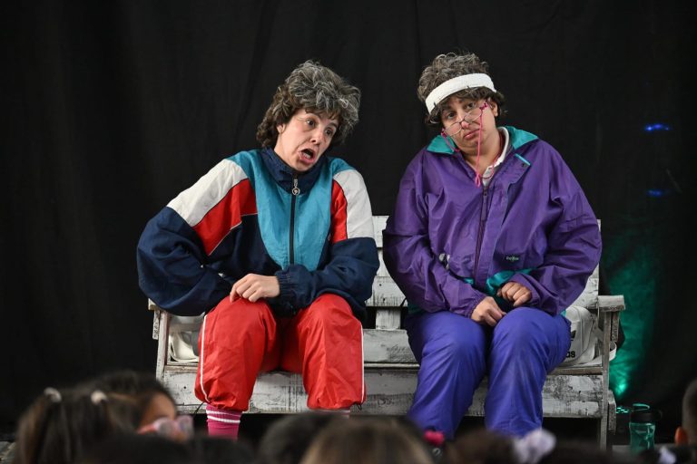 Propuestas teatrales en escuelas de Puerto Madryn promovieron convivencia, derechos y vínculos respetuosos mediante arte y perspectiva de ESI