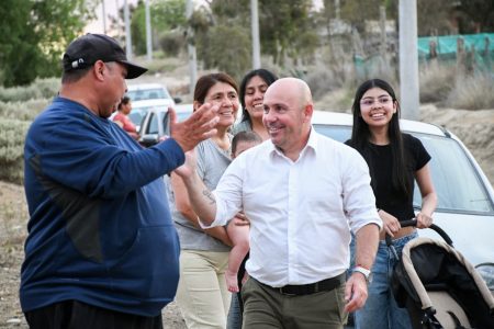 El intendente Gustavo Sastre inauguró la nueva red eléctrica en el Parque Agroforestal de Madryn