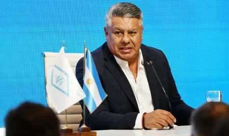 Denuncian lavado en AFA: un monotributista tendría 120 autos de lujo y helipuerto