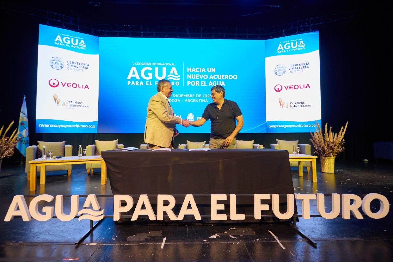 Chubut participó en el Congreso Internacional “Agua para el Futuro” y en la Asamblea del COHIFE