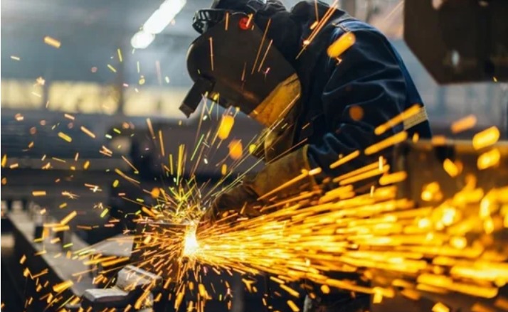 La industria utilizó 61% de su capacidad instalada en octubre, menor al año pasado