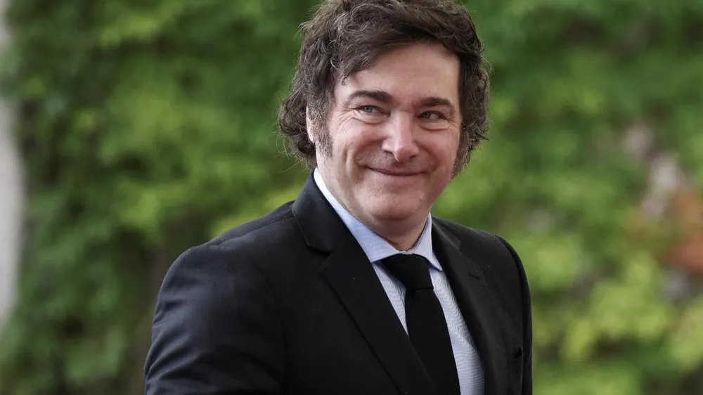 En un gesto de distensión, Milei intercambió mensajes con los obispos por Navidad: «Valoro el llamado a la reflexión»