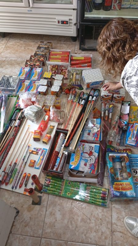 Trelew: decomisan pirotecnia en dos comercios tras denuncias vecinales