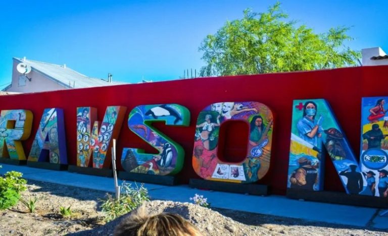 Rawson: lanzan “La Noche de los Comercios” con descuentos y propuestas culturales